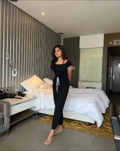 Call Girls Service in Chimbel